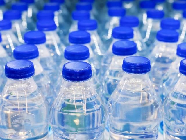 TheBasicsofStoringWaterforEmergencies