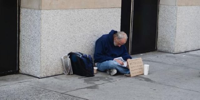 9TerrifyingTruthsAboutLong-TermEconomicCrises